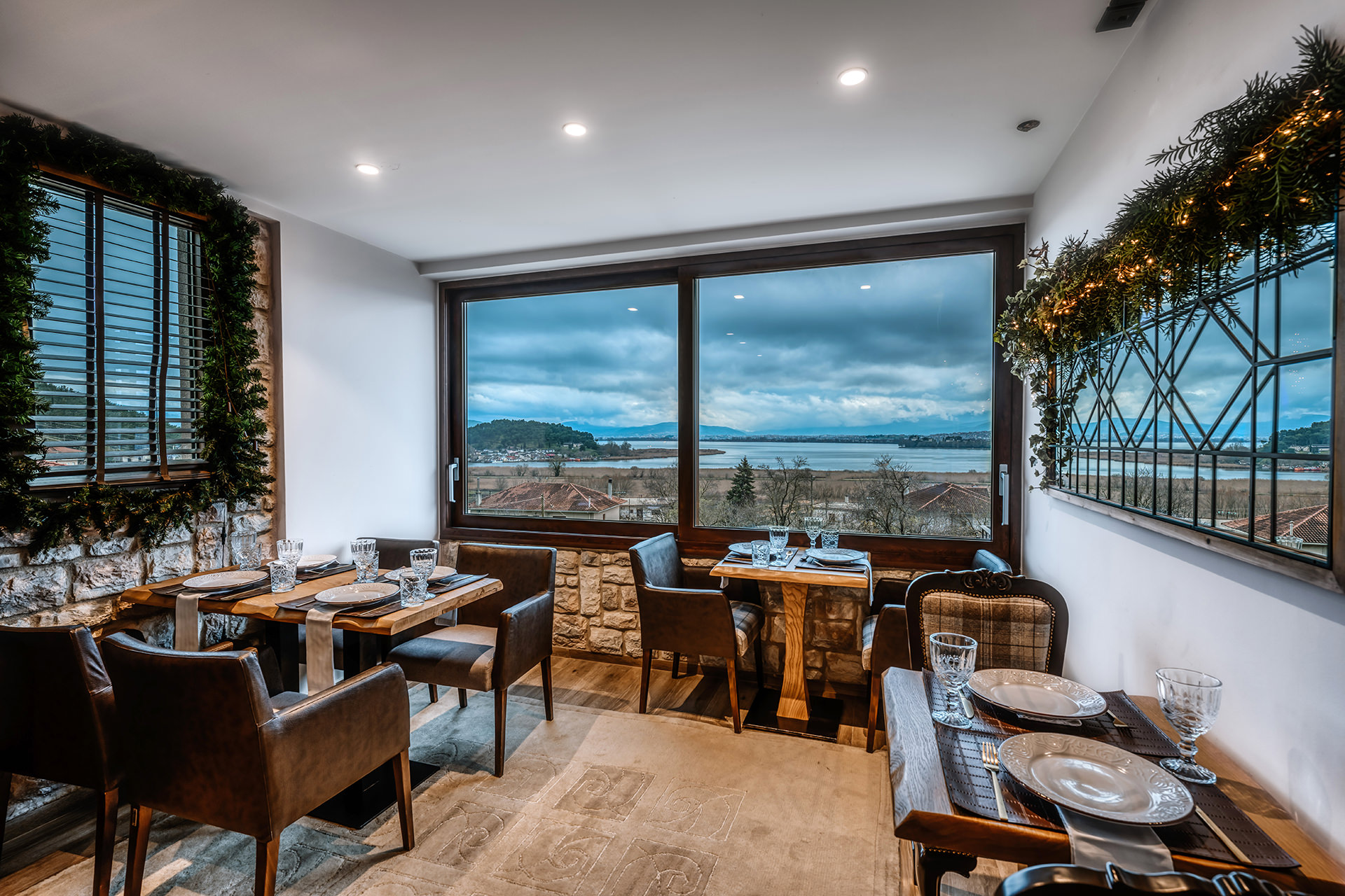 Superior Villa - Montana Lake View Ioannina