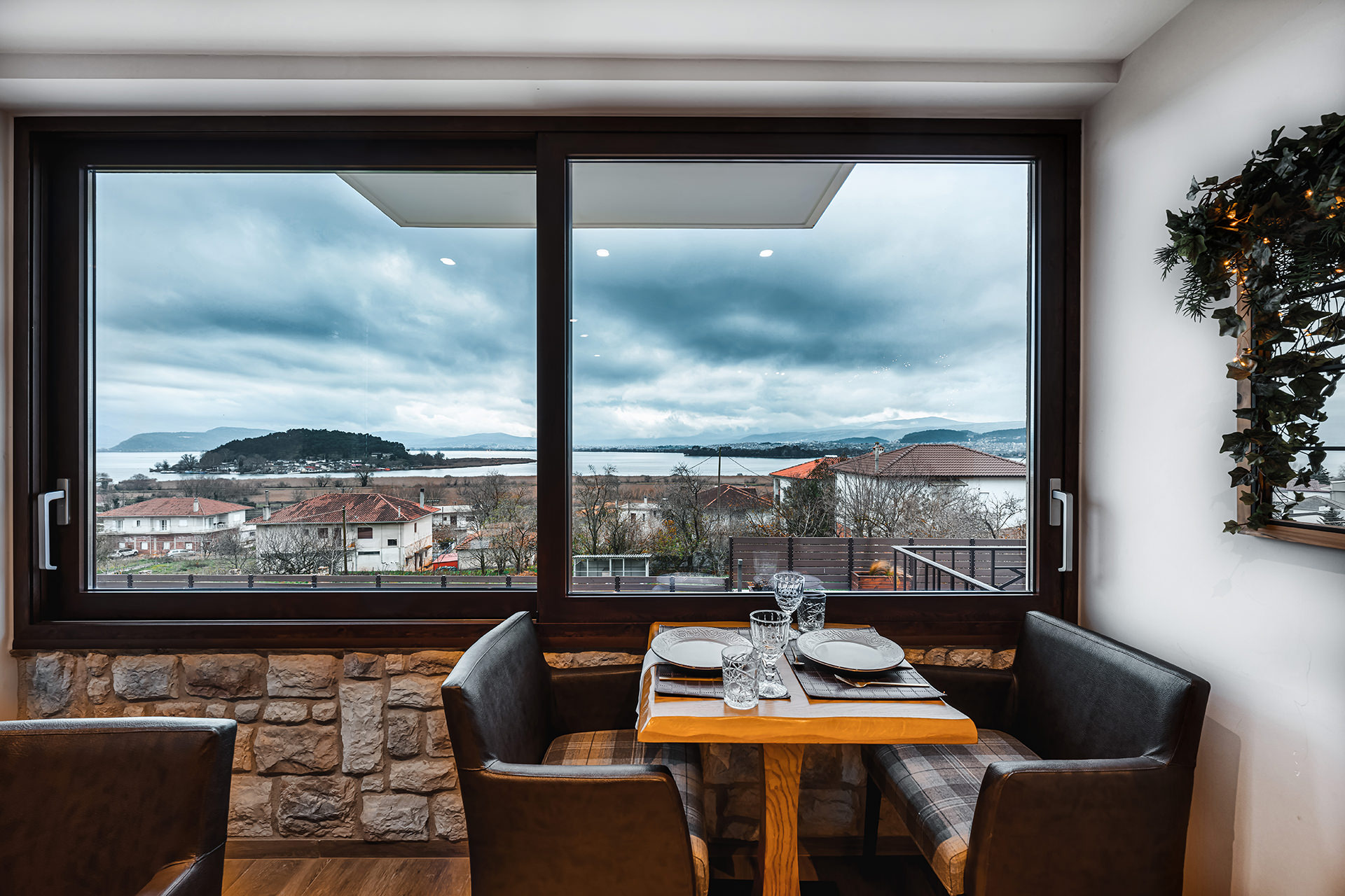 Superior Villa - Montana Lake View Ioannina