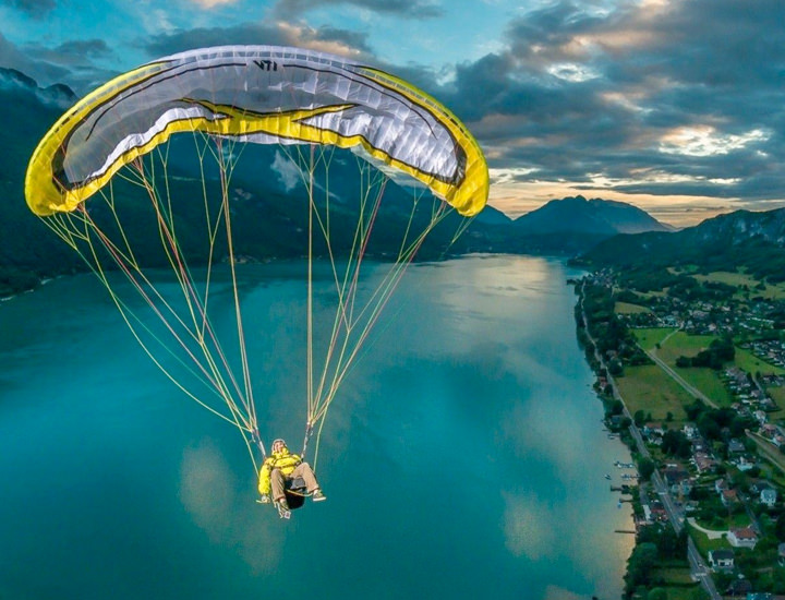 Montana Lake View | Paragliding